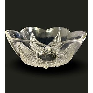 Anchor Hocking Decorative glass dish